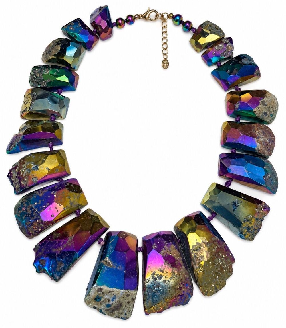 STYLISH HUGE TITANIUM AGATE DRUZY CRYSTAL GEODE STATEMENT NECKLACE